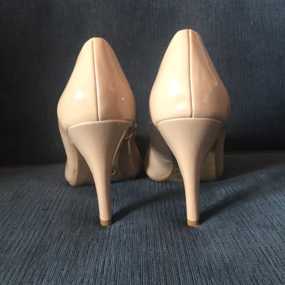 Nude patent leather pumps - Picture 4 of 5